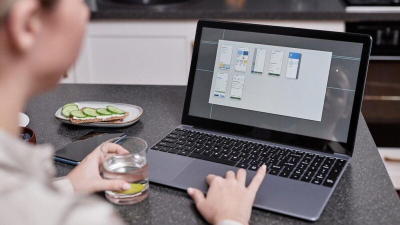 Ranking najlepszych laptopów 13 cali – na co zwrócić uwagę przy wyborze?