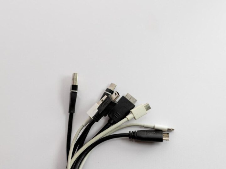 Rodzaje kabli HDMI: Jak wybrać najlepszy kabel do telewizora i monitora