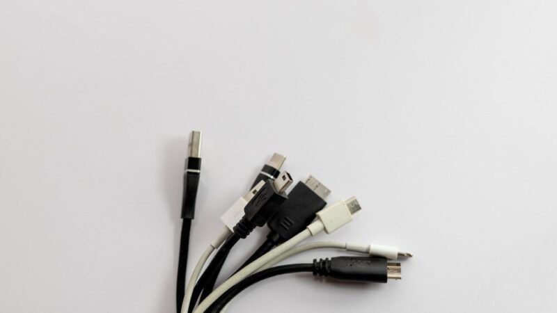 Rodzaje kabli HDMI: Jak wybrać najlepszy kabel do telewizora i monitora