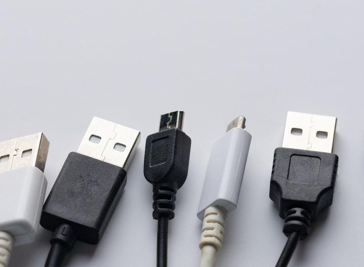 Rodzaje USB: porównanie różnych wersji i ich zastosowania