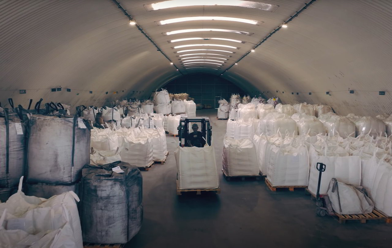 Usługi pakowania dla przemysłu: na czym to polega i dlaczego warto skorzystać z usług zewnętrznego wykonawcy?