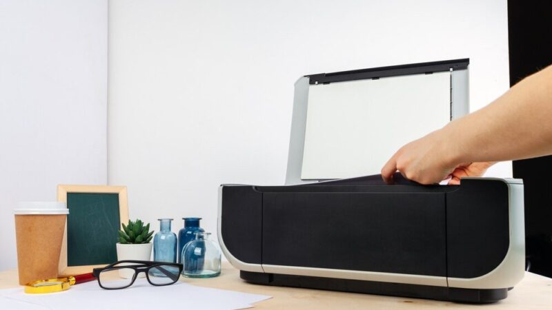 Jak połączyć drukarkę z WiFi – prosty poradnik krok po kroku