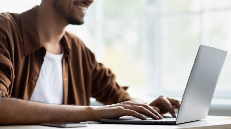 Przypis w Wordzie – jak poprawnie dodać?