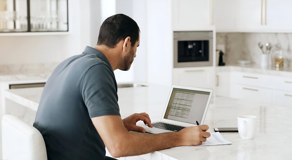 Zdalne sterowanie komputerem – najlepsze programy i zastosowania