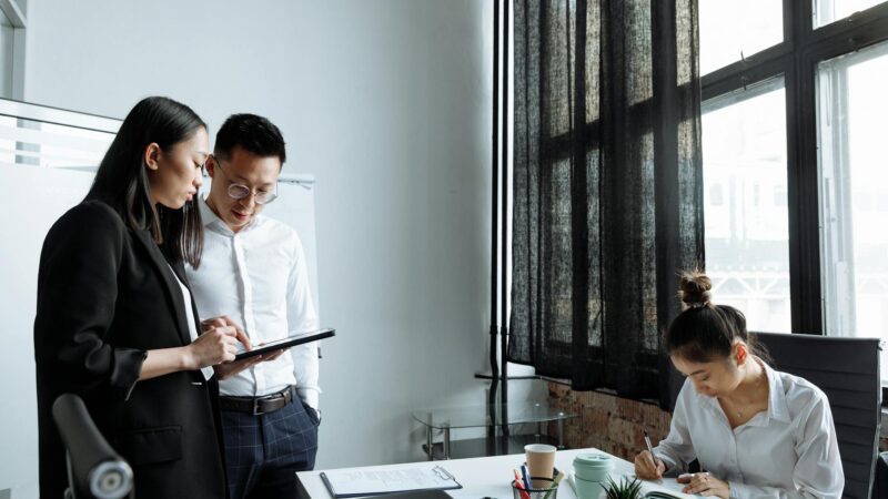 Outsourcing IT dla firm – przewodnik dla przedsiębiorców