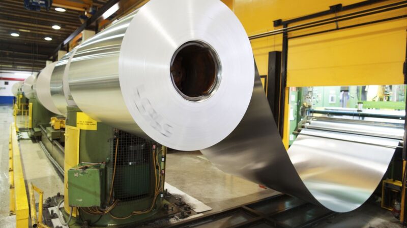 Aluminium w produkcji B2B – kiedy jest lepszym wyborem niż stal